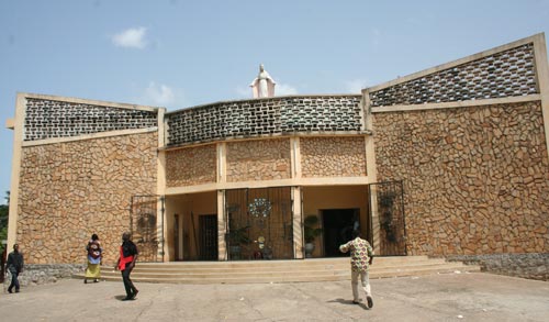 Article : B&egrave;, le village des chasseurs ou la cachette des Adja venus du Dahomey